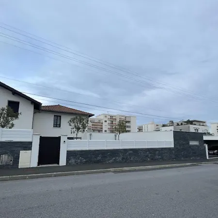 Semesterbostad Toutou